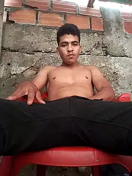 Snapshot of NikoHot_anatole chatting on February 7, 8:01 pm NikoHot anatole online show from February 7, 8:01 pm