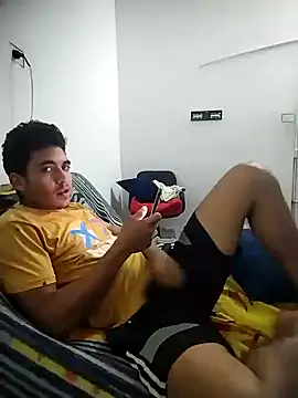 Snapshot of NikoHot_anatole chatting on March 2, 3:30 am NikoHot anatole online show from March 2, 3:30 am