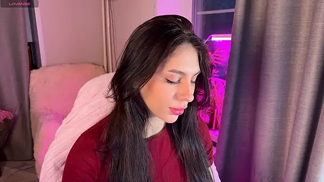 lunawho online show from March 9, 3:43 am