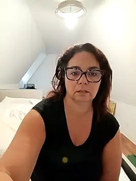 pulpeuse64 online show from April 12, 8:41 am