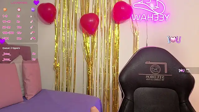 MILAH TAY online show from February 24, 11:41 am