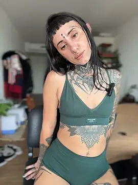 Snapshot of xsadtanas chatting on February 2, 6:17 pm xsadtanas online show from February 2, 6:17 pm