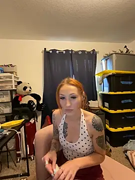 Snapshot of ThornsandHoney chatting on May 16, 10:08 pm ThornsandHoney online show from May 16, 10:08 pm