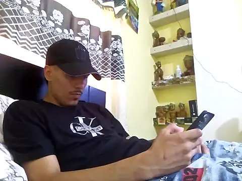 Snapshot of lok2321 chatting on May 27, 6:49 pm lok2321 online show from May 27, 6:49 pm