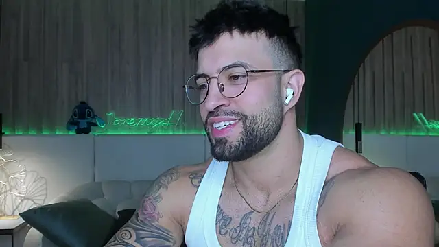 Jeremy Harden online show from February 22, 5:44 pm