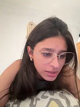 Snapshot of madison90 chatting on February 20, 5:57 pm madison90 online show from February 20, 5:57 pm