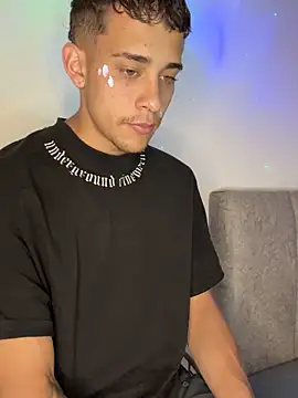 Lucas her online show from March 18, 11:52 pm