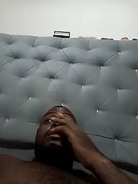 Tuverdugo12 online show from April 14, 5:30 pm