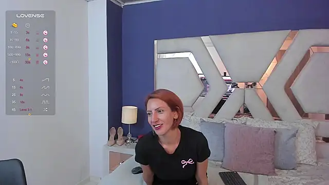Snapshot of Sara_Evaanns chatting on May 22, 3:17 pm Sara Evaanns online show from May 22, 3:17 pm