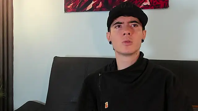 Snapshot of Lio_____ chatting on February 22, 6:50 pm Lio online show from February 22, 6:50 pm