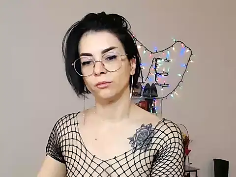 emacandy online show from March 16, 5:13 am