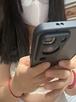 xinxin201201 online show from March 13, 8:21 am