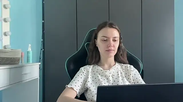 AndreeMerryman online show from February 17, 1:02 am