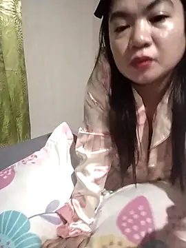 Zyramae 25 online show from April 2, 4:48 pm