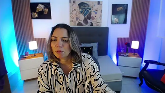 milfsecret69 online show from May 23, 10:52 am