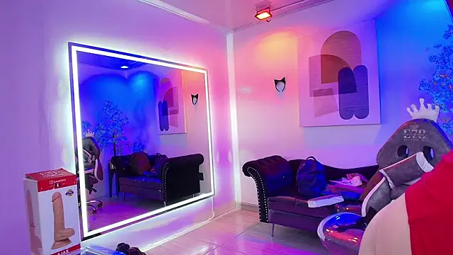 Madame scarlett online show from February 10, 11:25 am