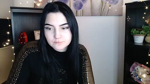 Snapshot of TurnMe_On chatting on February 5, 12:43 pm TurnMe On online show from February 5, 12:43 pm