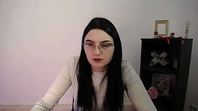 Snapshot of TurnMe_On chatting on February 6, 12:41 pm TurnMe On online show from February 6, 12:41 pm