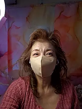 Snapshot of URAN429 chatting on February 25, 5:28 am URAN429 online show from February 25, 5:28 am