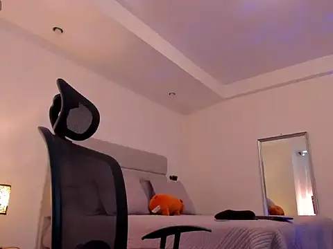 chris morgan7 online show from February 9, 6:56 pm