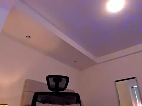 chris morgan7 online show from April 19, 6:10 pm