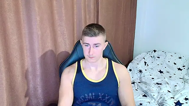 Snapshot of TodMusclePower9 chatting on March 2, 7:15 am TodMusclePower9 online show from March 2, 7:15 am