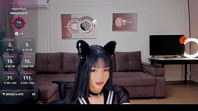 dionlee9 online show from April 10, 1:49 pm