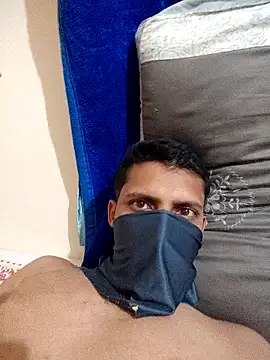 Snapshot of delvin92 chatting on February 26, 6:18 pm delvin92 online show from February 26, 6:18 pm