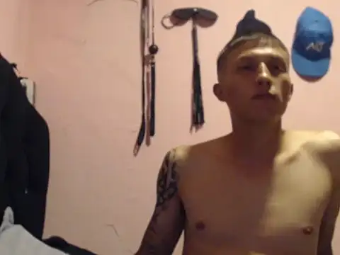 Snapshot of Cronos_Hot_8 chatting on January 31, 8:51 pm Cronos Hot 8 online show from January 31, 8:51 pm