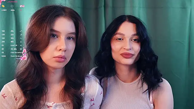 Snapshot of ZofiaSoshnik chatting on February 5, 7:13 am ZofiaSoshnik online show from February 5, 7:13 am