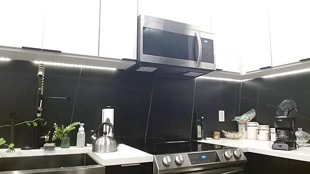 HazelSkyesChat online show from March 29, 2:28 pm