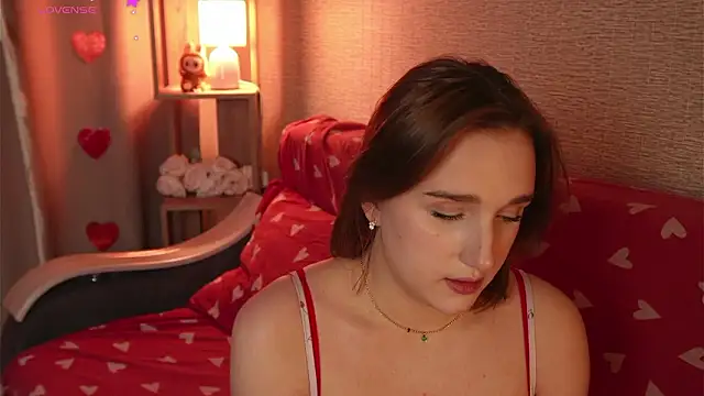 jenniferonlyforu online show from February 9, 5:50 pm