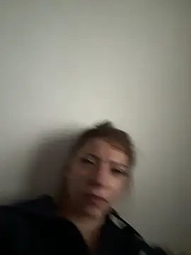 SofieKayla online show from April 16, 9:32 am