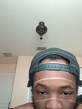 Snapshot of javon863 chatting on February 21, 12:39 pm javon863 online show from February 21, 12:39 pm