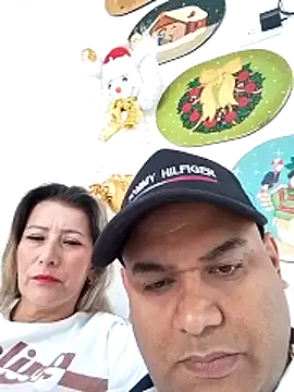 Snapshot of wessAndSandri chatting on March 4, 8:04 pm wessAndSandri online show from March 4, 8:04 pm