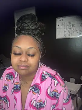 Snapshot of tipheragain chatting on April 25, 5:54 am tipheragain online show from April 25, 5:54 am
