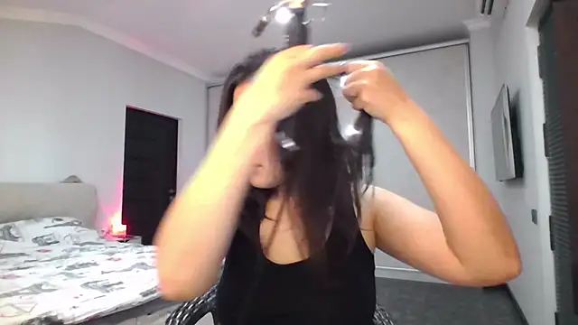 EllieSoft online show from April 14, 7:36 am