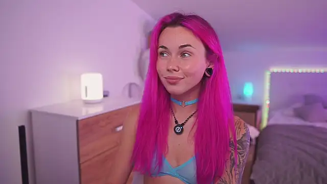 Snapshot of Sarah_Pink chatting on September 11, 4:29 pm Sarah Pink online show from September 11, 4:29 pm