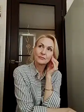 MichelleSolis online show from March 13, 2:56 pm