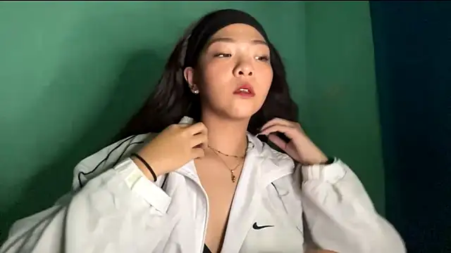 Snapshot of TerisaYellow chatting on February 17, 1:07 pm TerisaYellow online show from February 17, 1:07 pm