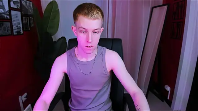 Snapshot of Dylan_Norton chatting on February 24, 12:58 pm Dylan Norton online show from February 24, 12:58 pm