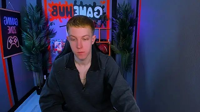 Snapshot of Dylan_Norton chatting on March 3, 7:47 am Dylan Norton online show from March 3, 7:47 am