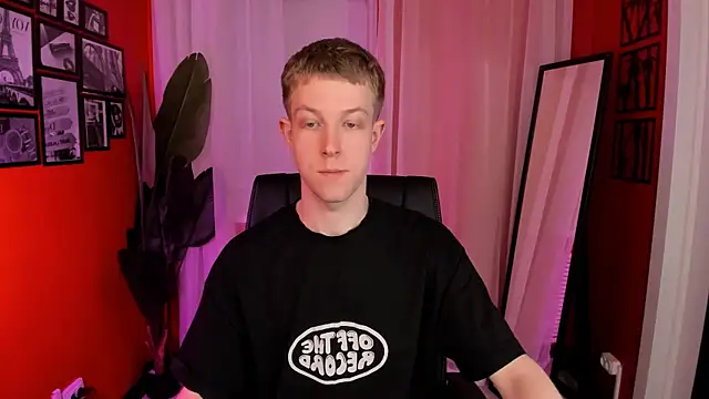 Dylan Norton online show from April 14, 10:21 am