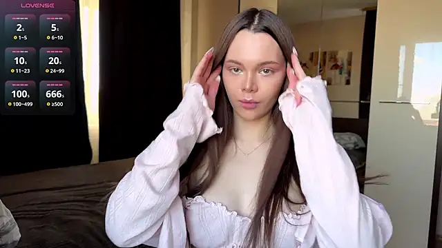 TinaScarlet online show from March 25, 8:20 am