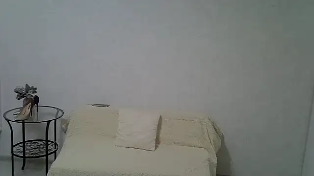 Snapshot of Opaldream chatting on February 19, 3:46 am Opaldream online show from February 19, 3:46 am