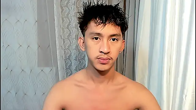 Snapshot of _andrie69_ chatting on April 19, 10:03 am andrie69 online show from April 19, 10:03 am