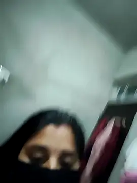 Snapshot of Sexy_khushi19 chatting on March 2, 5:19 am Sexy khushi19 online show from March 2, 5:19 am