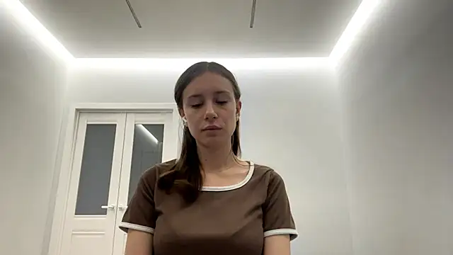 Snapshot of SofiaBlumer chatting on February 9, 3:16 pm SofiaBlumer online show from February 9, 3:16 pm