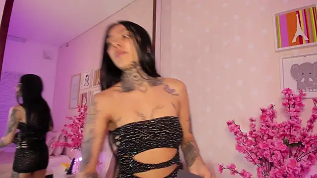 Snapshot of Ashley_Blum_ chatting on February 26, 12:15 pm Ashley Blum online show from February 26, 12:15 pm