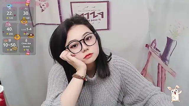 NN053 online show from February 4, 9:15 am